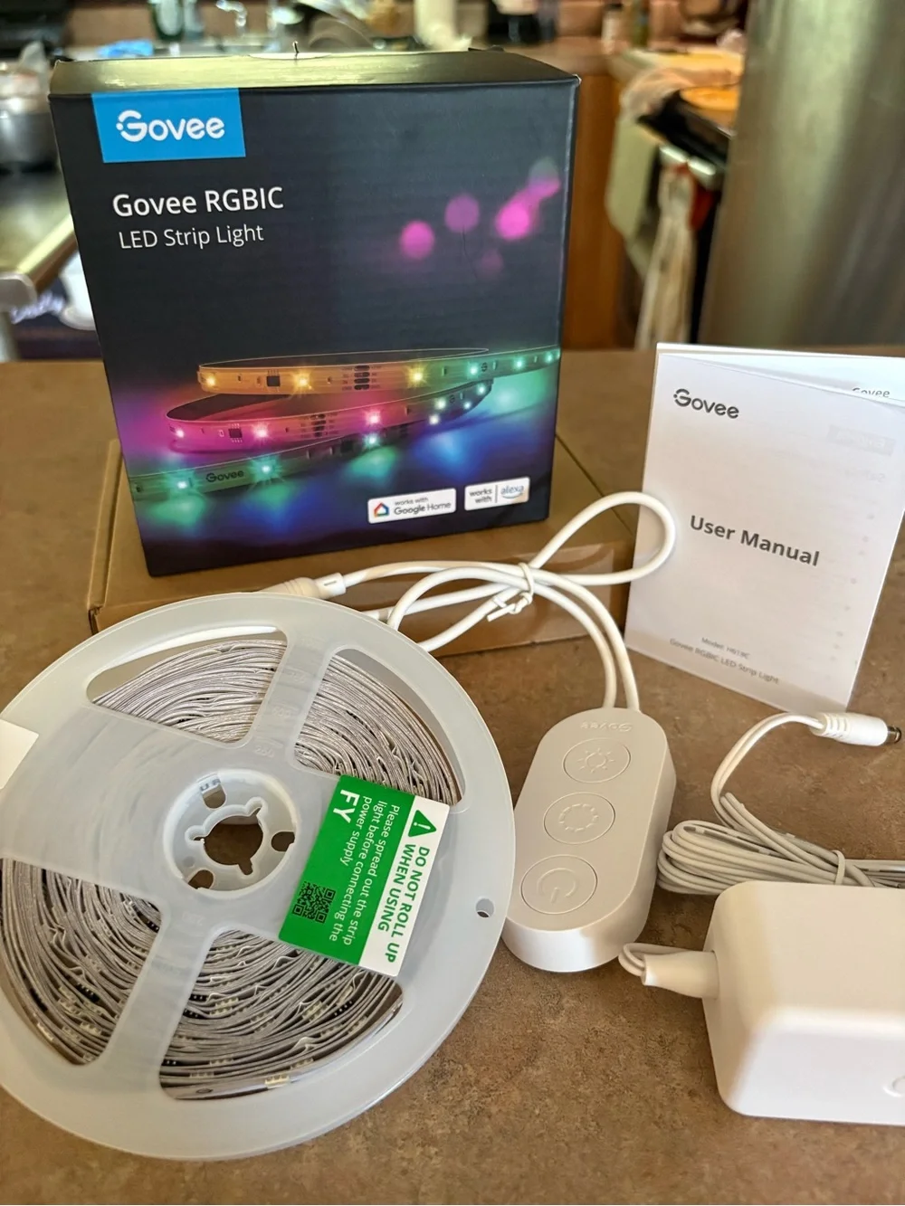 RGBIC LED Strip Light - Multicolor